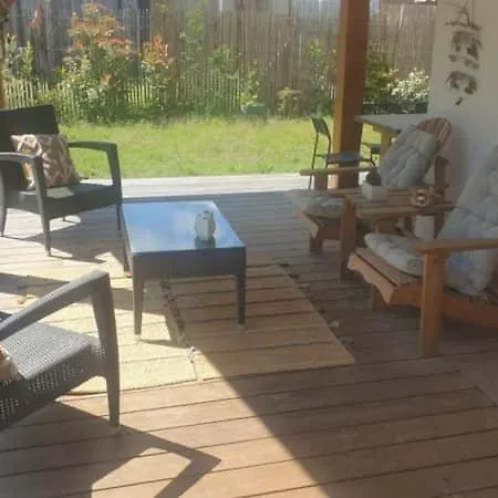 Charmante Maison En Bois Casa de Férias Léon