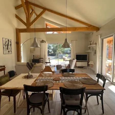 Charmante Maison En Bois